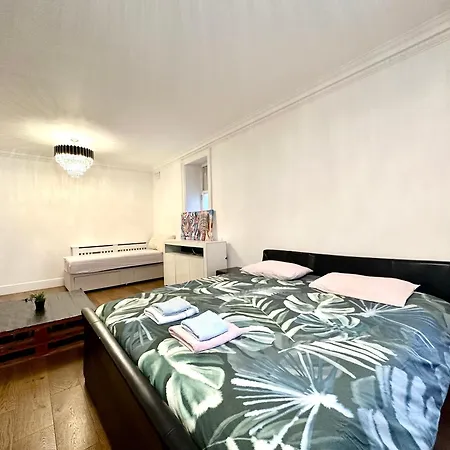 Greatest Double Room In Marylebone-Paddington #Room Name Is Miami#